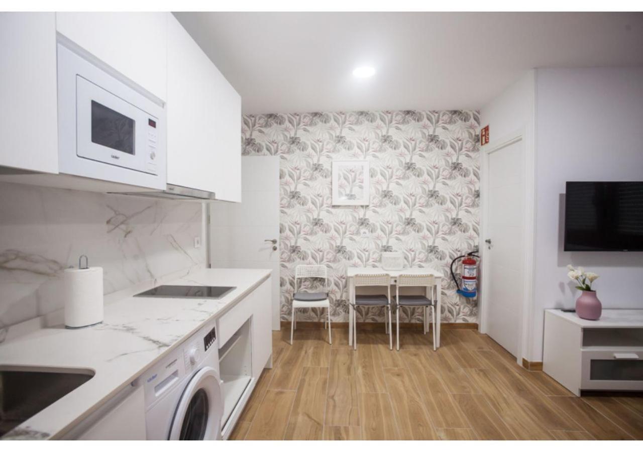Felisa A Apartment *